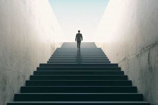 MBA چیست؟ با فواید دوره‌های MBA آشنا شوید