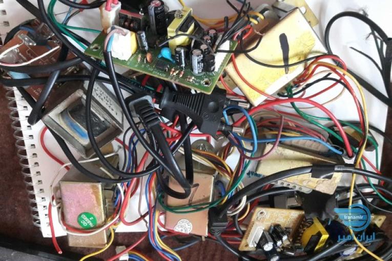 ترانس کاهنده برق 220