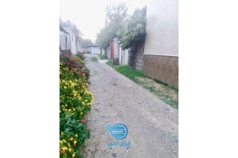 فروش خانه ویلایی با قیمت مناسب-فاصله تا دریا ۳۰۰ متر