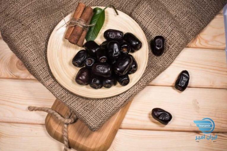 خرمای مضافتی بم