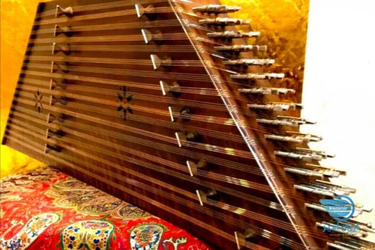 سنتور نو تمام چوب گردو 2 مهر قشلاقی با لوازم 