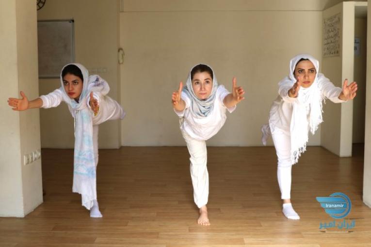  باشگاه دانش یوگا (شمال میدان هفت تیر) 