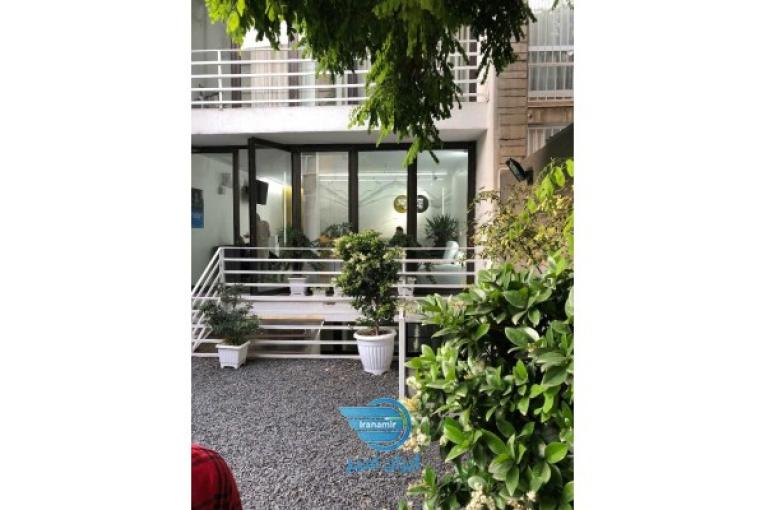 مدیر ارتباطات / موسسه درخت سپید