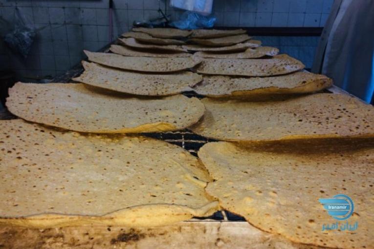 فروش نان سنتی تافتون اصفهان در قم