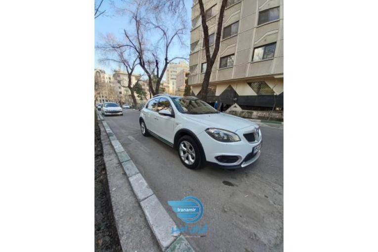 برلیانس کراس ۱۶۵۰ مدل ۹۷