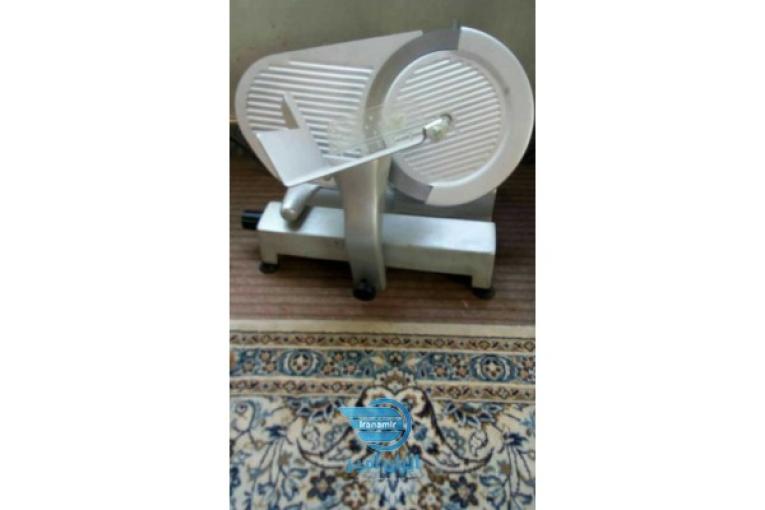 کالباس بر درحدنو