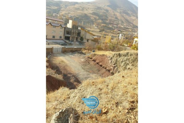 زمین 1000 متری 