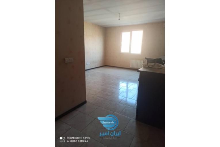 ۸۳متر تخلیه با پارکینگ