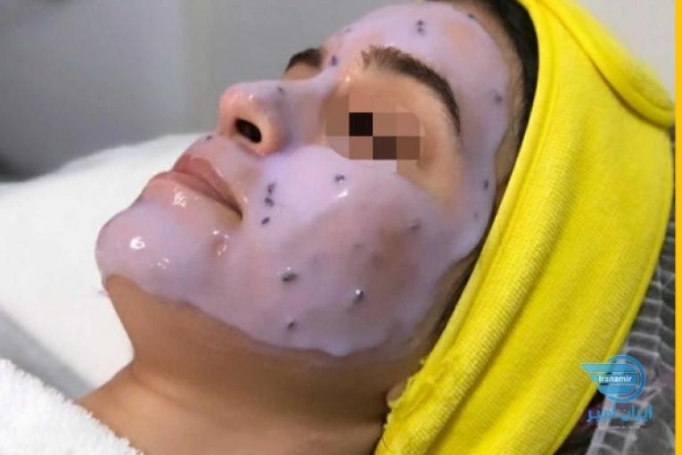 پاکسازی و فشیال پوست