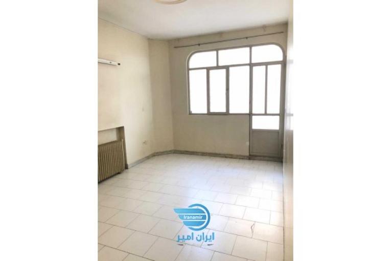 ۱۳۵ متر سه خواب زیر قیمت
