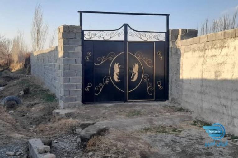 فروش باغچه چهار دیواری 