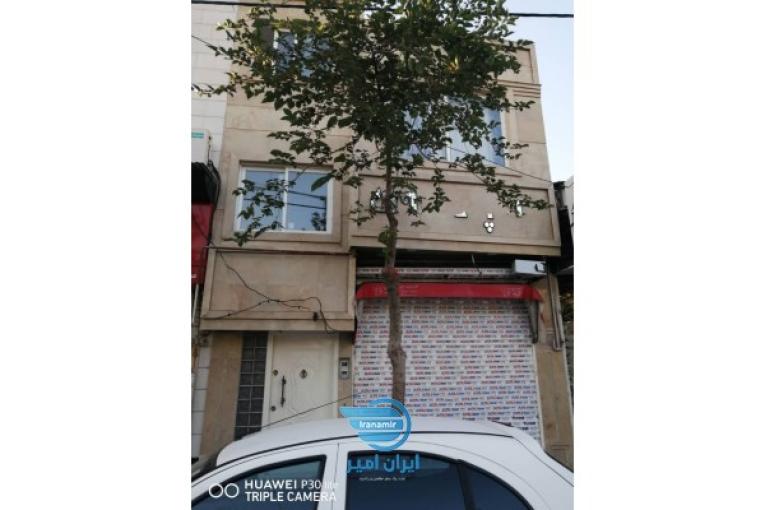 ویلایی بامغازه حاشیه مطهری شمالی