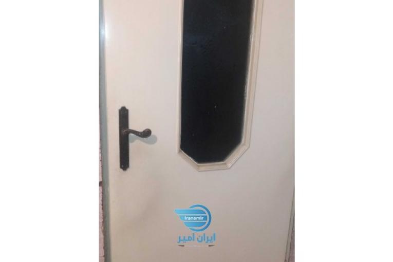 5 لنگه درب چوبی