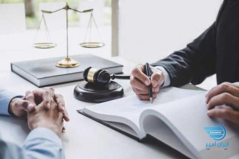 وکیل متخصص سرقت دعاوی مرتبط با سرقت 09351587900 پاسخگویی شبانه روزی