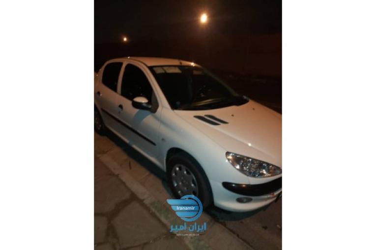 خریدار خودروهای تصادفی و سالم ایرانی و خارجی 