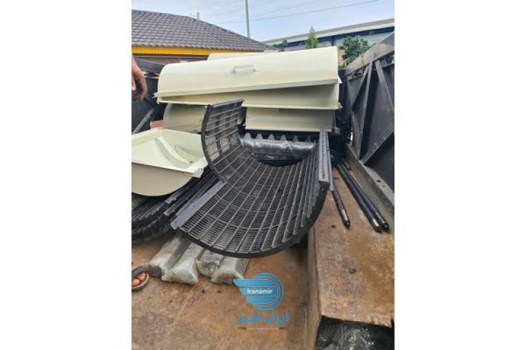 فروش قطعات انواع کمباین و تراکتور