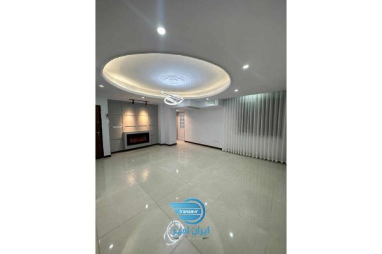 ۷۰متر / نوساز / پارکینگ /اسانسور / فول بازسازی 