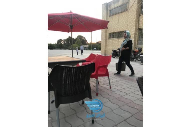 میز و صندلی پلاستیکی