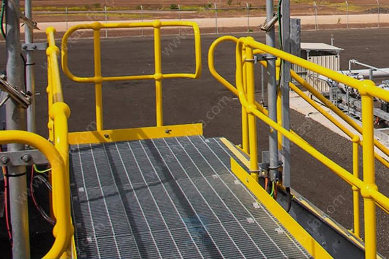 تولید و فروش انواع هندریل های فولادی