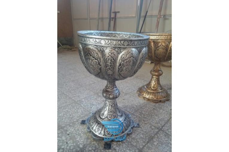 گلدان تزیینی پایه دار فایبرگلاس
