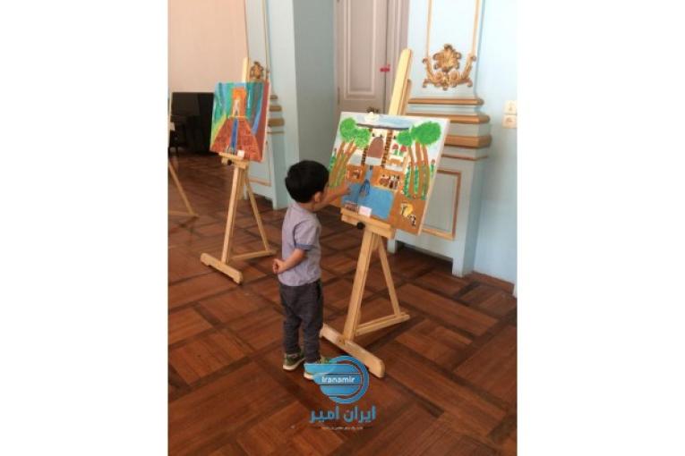 سه پایه نقاشی آریا