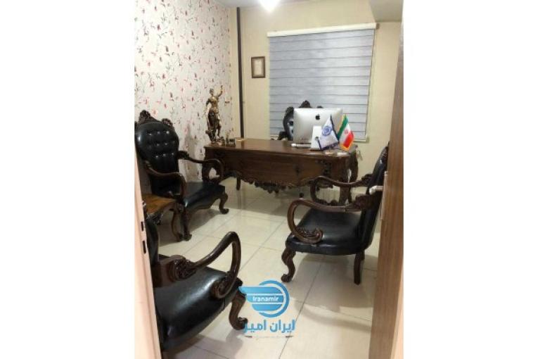 وکیل پایه یک دادگستری متخصص دعاوی ملکی .بانکی .پیمانکاری .چک و...
