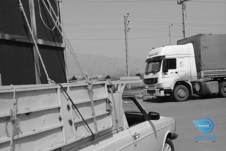 حمل بار در اندیشه با وانت