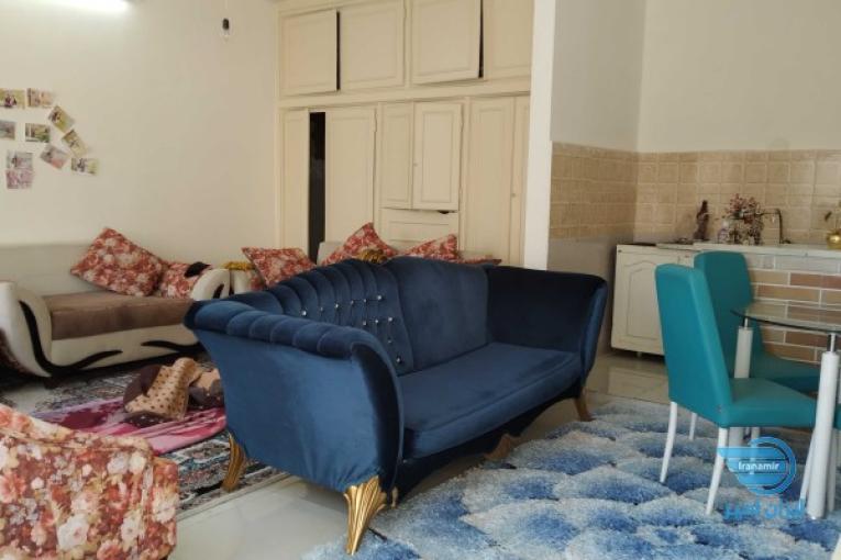 خانه-ویلایی-در-خیابان-جمهوری