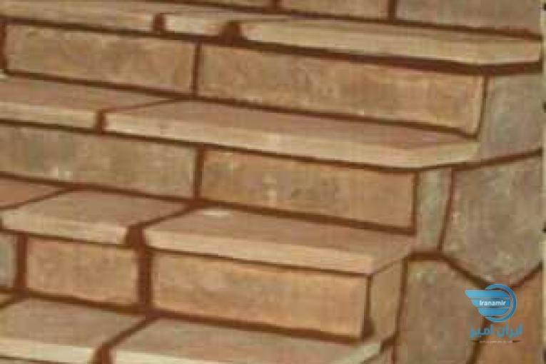 اجرای سنگ مالون لاشه ای ورقه ای با پیمانکاری رحمانی و رشیدی