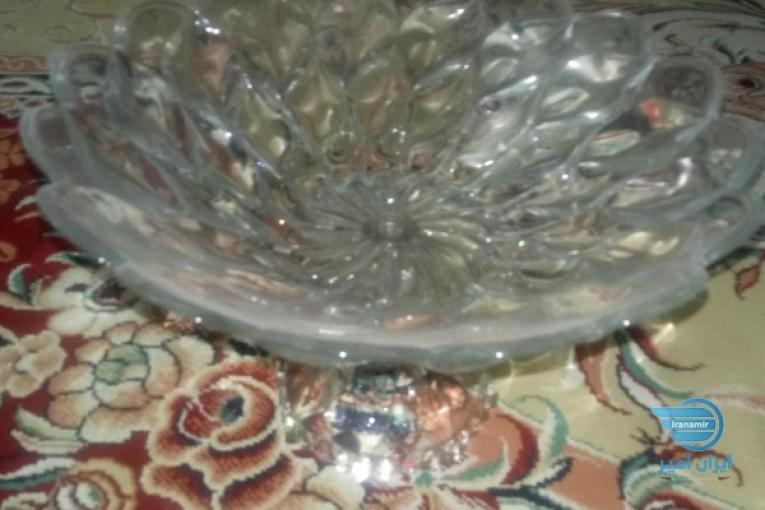 فروش تعدادی ظرف پذیرایی