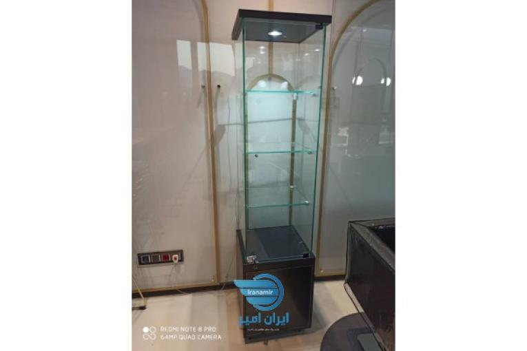 ساخت و اجرا انواع ویترین کابین دوش استند  