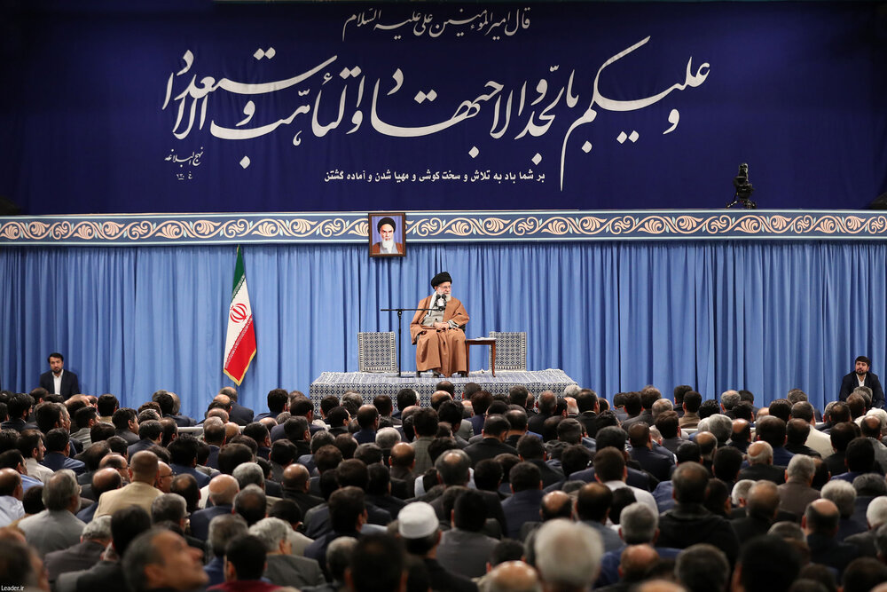 رهبر انقلاب: در حوادث امنیتی چند روز اخیر، دشمن را عقب زدیم