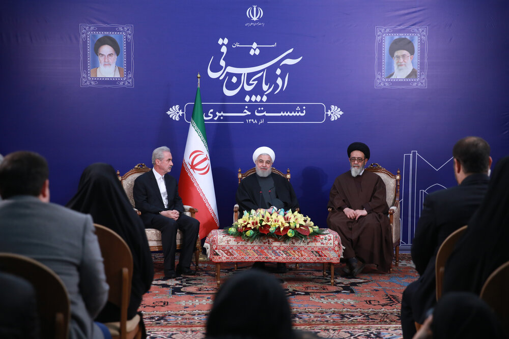 روحانی:به شرط حفظ محیط زیست، دولت مشکلی برای واگذاری معادن ندارد/مردم ایران در شادی ها و سختی ها کنار هم هستند