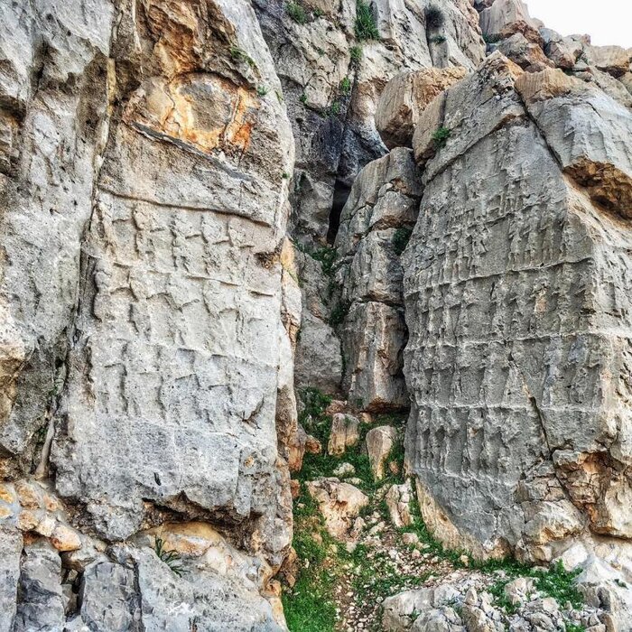 راهنمای سفر به کول‌فرح ایذه؛ گذری به پنج‌هزار سال تمدن+ عکس