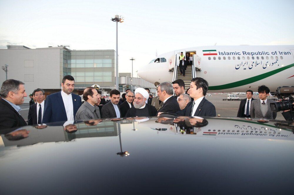 روحانی برای دیدار با آبه وارد توکیو شد