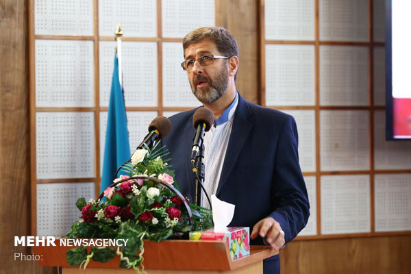 ملاحظه رادیو در طنزپردازی رعایت هنجارهاست/ شبکه «نسیم» یار «صدا»