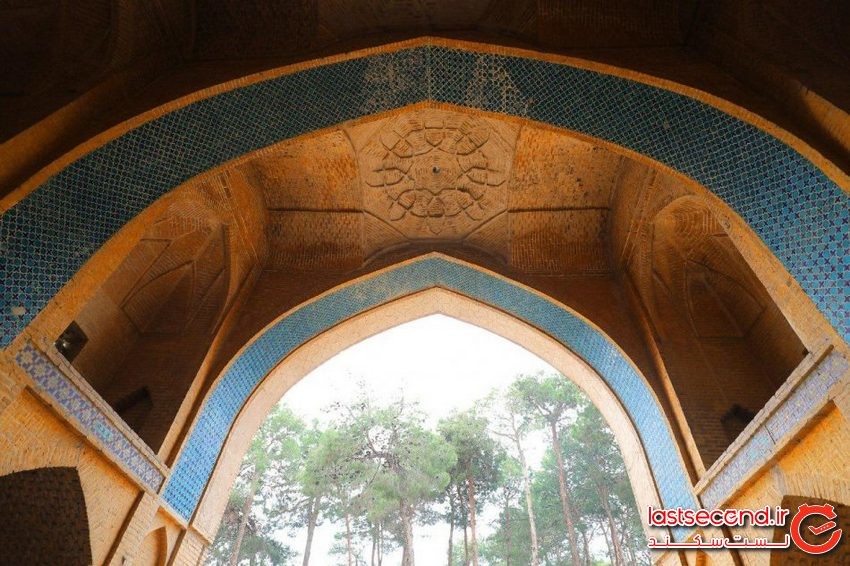 منارجنبان اصفهان