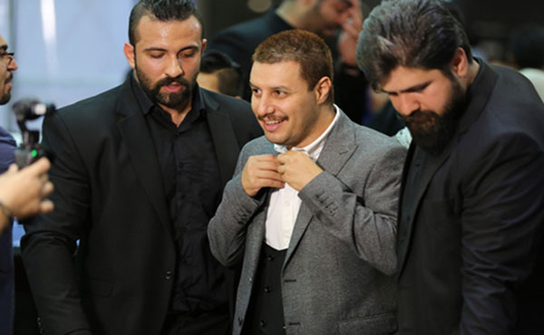 چند می‌گیری مراقبم باشی؟!