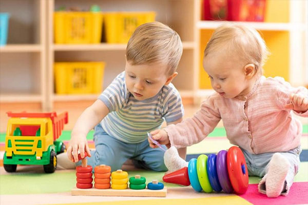 چگونه به کودکان مفهوم ارزشمندی را آموزش دهیم؟