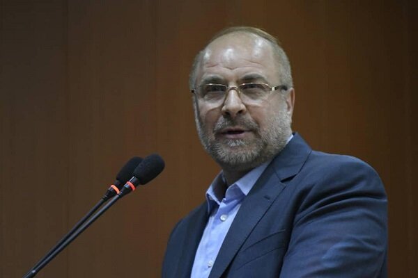 تحول و حرکت بر اساس قانون اساسی که مبنای اداره کشور بوده،مجلس است