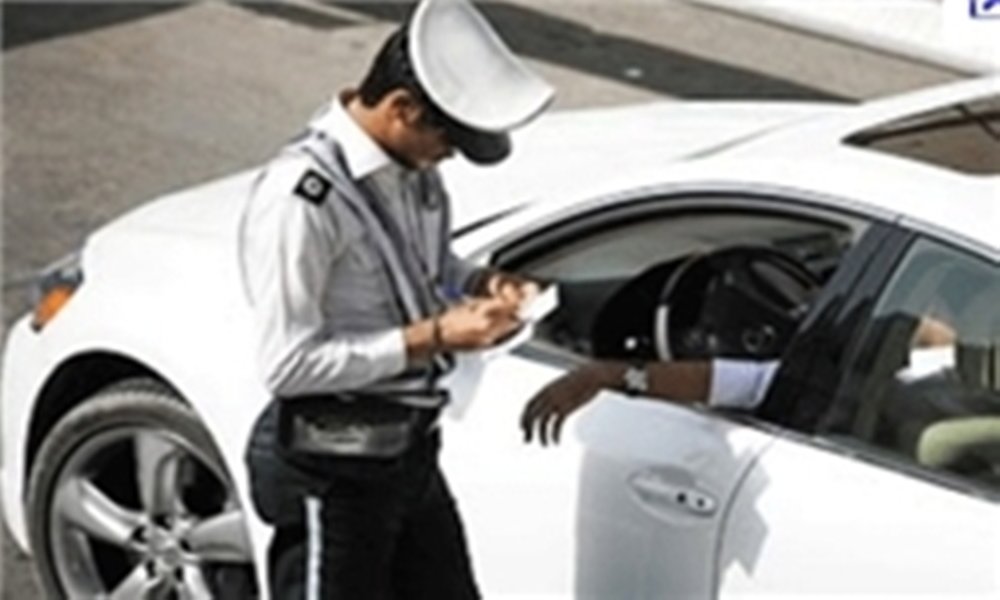 توقیف یک دستگاه خودرو در ایوان با ۷۳ میلیون ریال خلافی