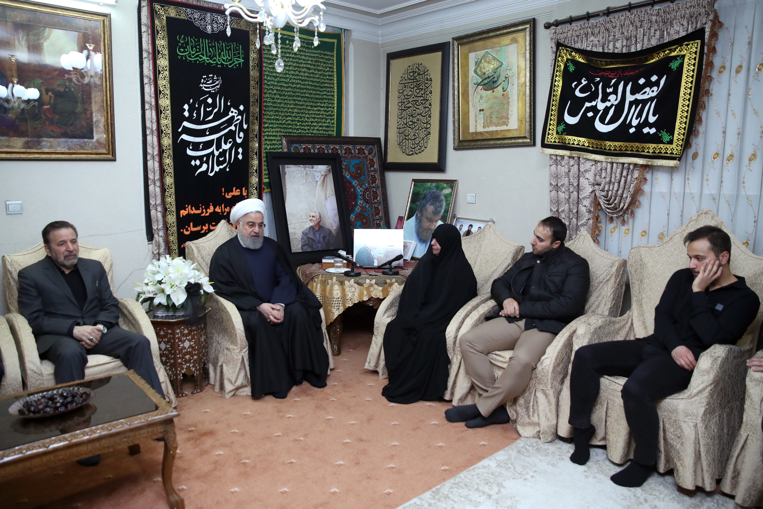 شهید سلیمانی در تاریخ ملت ایران و آزادی‌خواهان جهان سرافراز و جاودانه خواهد ماند/آمریکایی‌ها آثار این اقدام جنایتکارانه را نه فقط امروز بلکه در طول سال‌های آینده خواهند دید/ دشمنان ملت ایران از اقدامات و برنامه‌ریزی های سردار سلیمانی در مسیر توسعه ثبات و امنیت منطقه بسیار عصبانی بودند/ سردار سلیمانی نه تنها یک فرمانده جنگی و طراح عملیات های بزرگ بود بلکه یک سیاستمدار و استراتژیست بی نظیر و با استعدادی بود