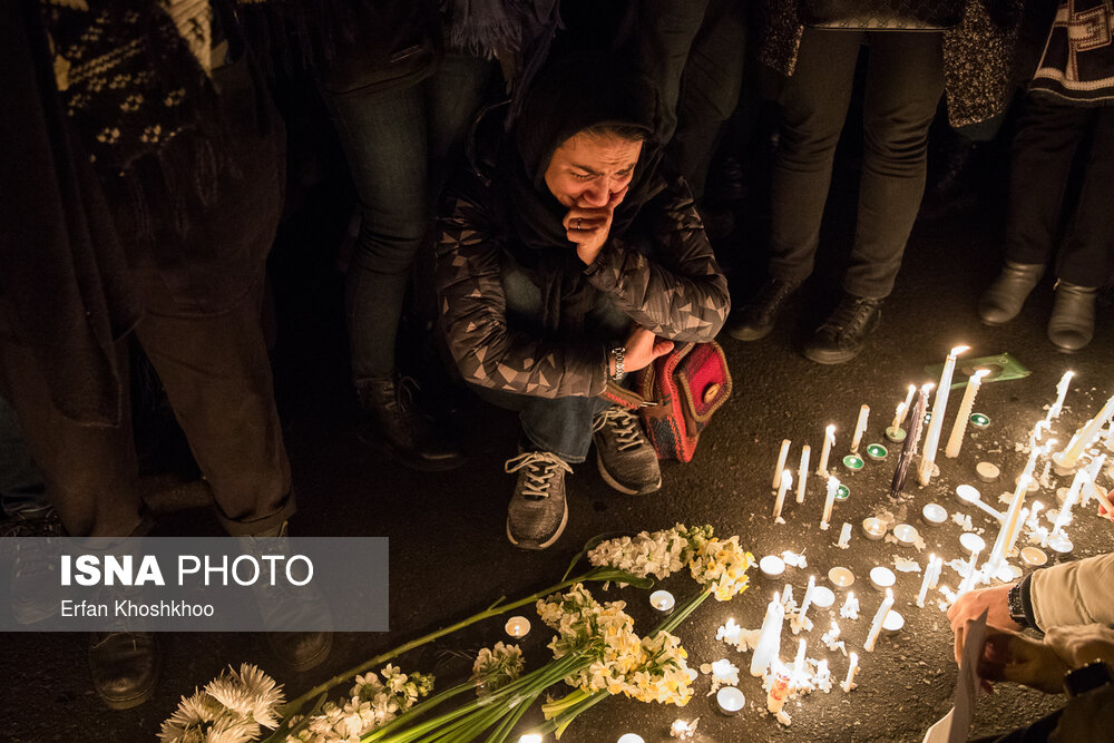همدردی دانشجویان و مردم با خانواده جانباختگان هواپیمای اوکراینی