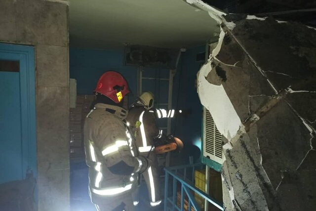 آتش‌سوزی در سردخانه و انباری یک مرکز درمانی در تهران