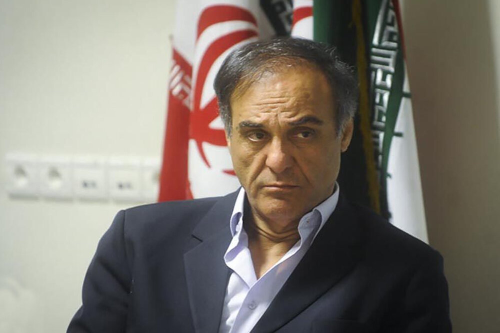 «آنتیگونه» مدرن در راه شانو/ تئاتر از ریل خارج شده است