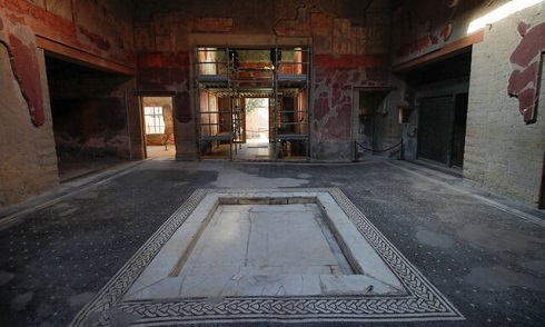رونمایی از خانه باستانی مدفون زیر آتشفشان