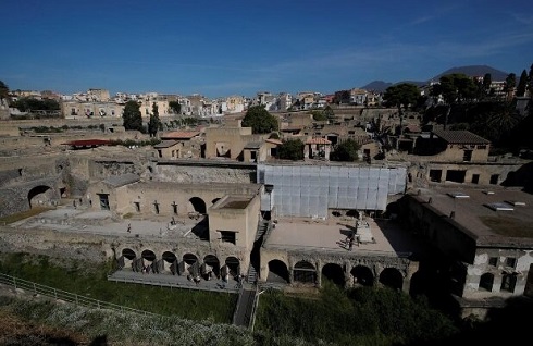 رونمایی از خانه باستانی مدفون زیر آتشفشان