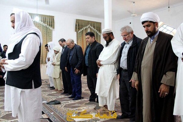 «رمشک»؛ نماد بارز وحدت اسلامی/ اقدام عملی موثرتر از کنفرانس وحدت!