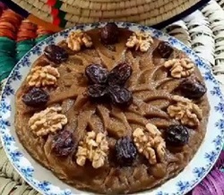 طرز تهیه دسری بسیار مقوی برای افطار