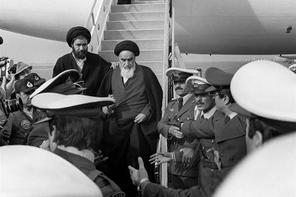 ۱۲بهمن۵۷؛بازگشت امام به آغوش امت/کارشکنی‌های نهضت آزادی خنثی شد